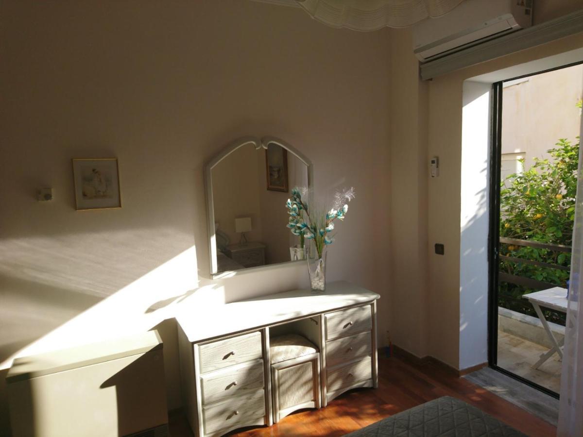 Sunny Family Apartment In Chania Close To The Sea Chrissi Akti Chania Exterior foto