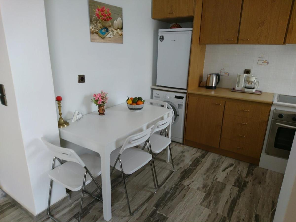 Sunny Family Apartment In Chania Close To The Sea Chrissi Akti Chania Exterior foto
